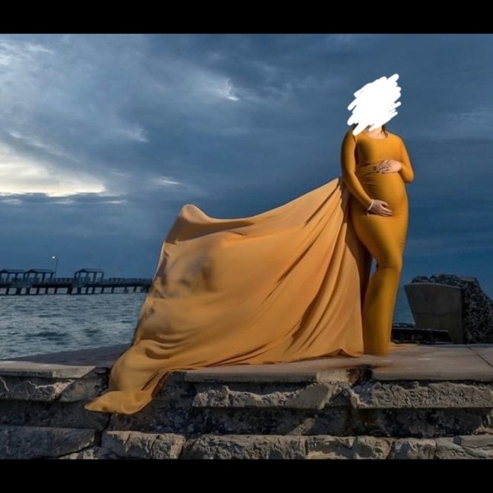 Mustard - Maternity Dress - Long - Photography